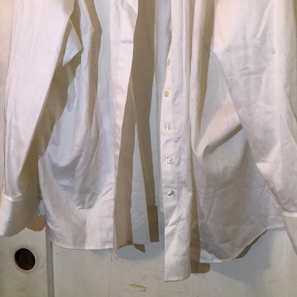 White button down shirt - Picture 2 of 5
